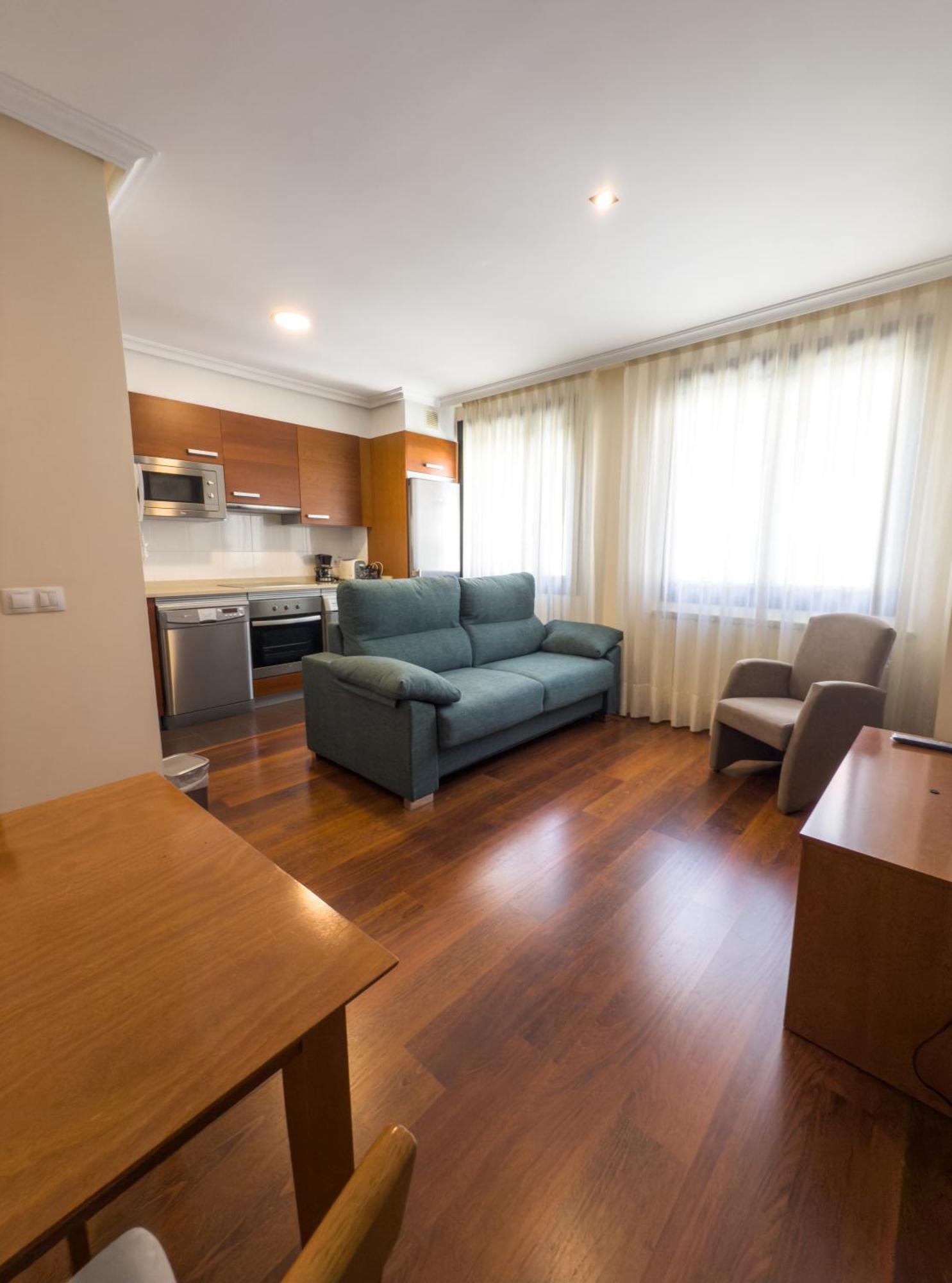 Apartamentos Verdemar Llanes Eksteriør bilde