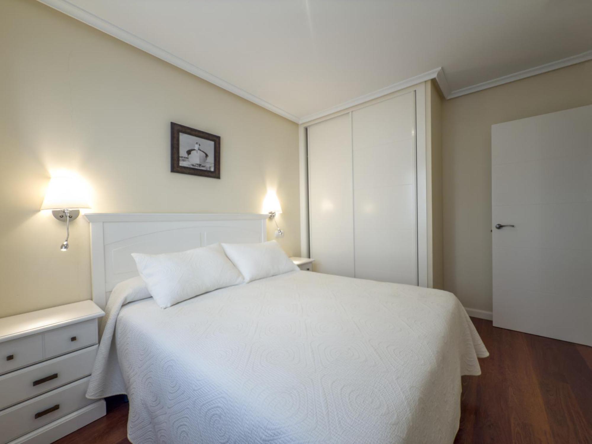 Apartamentos Verdemar Llanes Eksteriør bilde